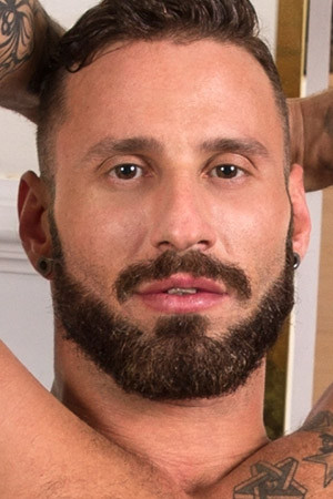 Antonio Miracle backdrop