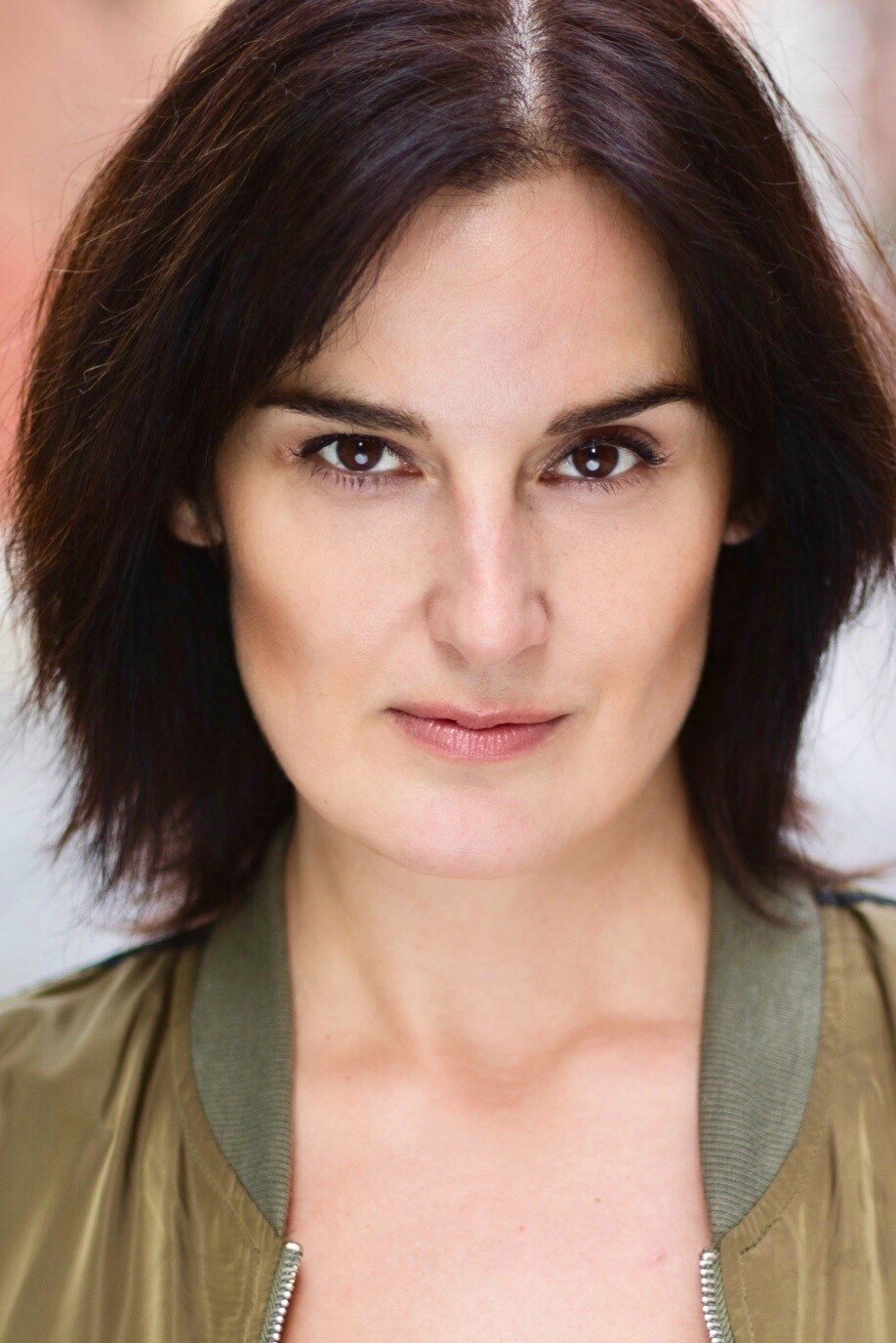 Tanis Parenteau backdrop