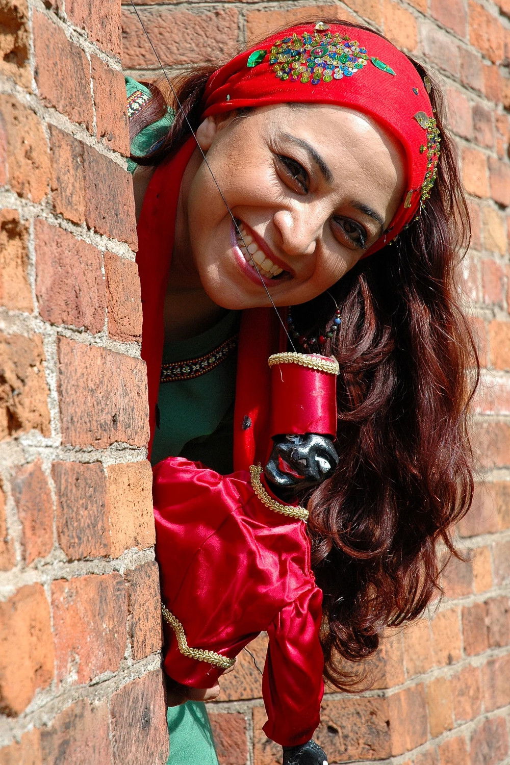 Aram Ghasemy backdrop