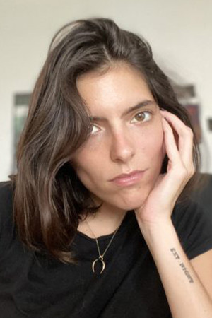 Jacqueline Lentzou backdrop