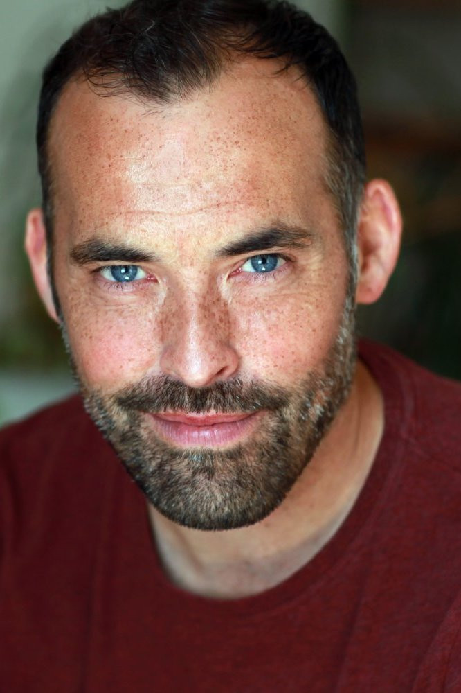 Ryan Davies backdrop