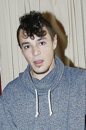 Virgile Hanrot backdrop