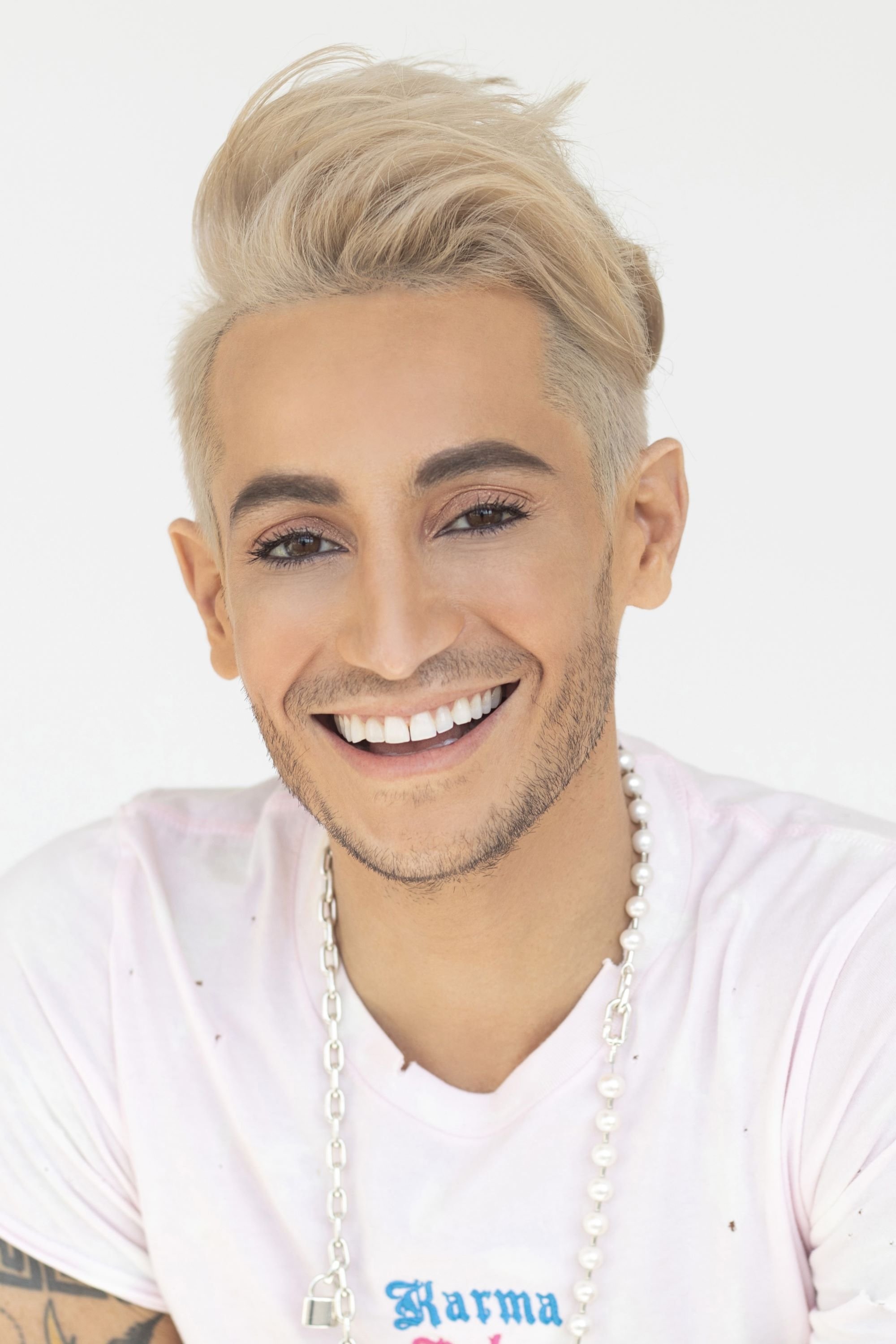 Frankie Grande backdrop