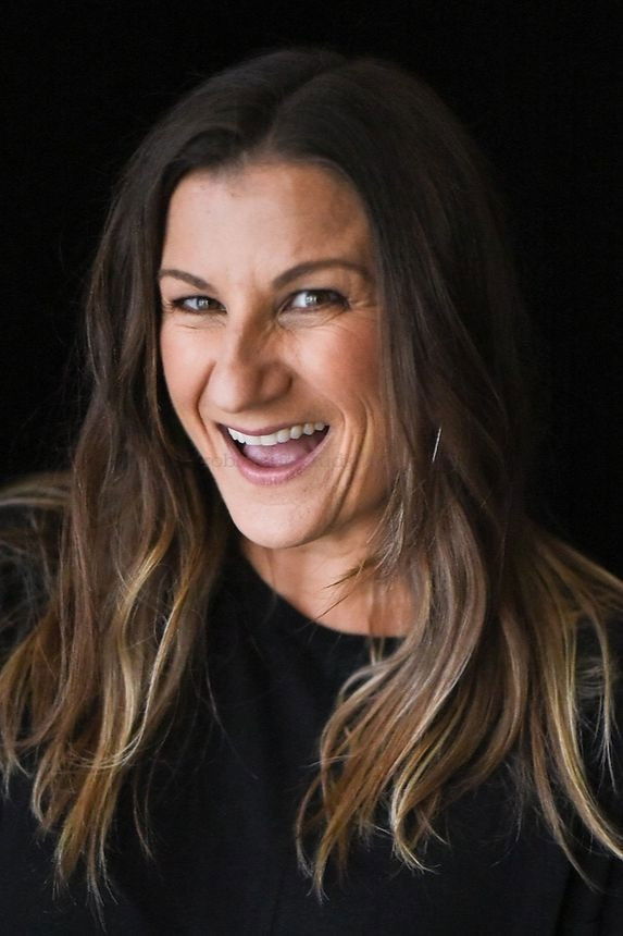 Anna Wenger backdrop