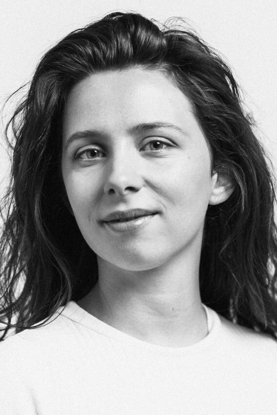 Loïs Dols de Jong backdrop