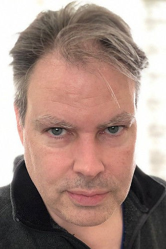 Steven Gaddis backdrop