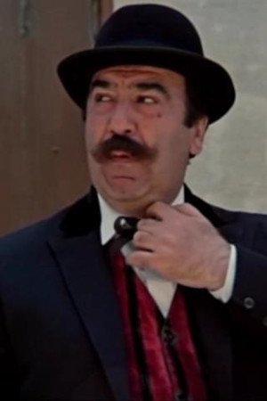 Henrik Alaverdyan backdrop