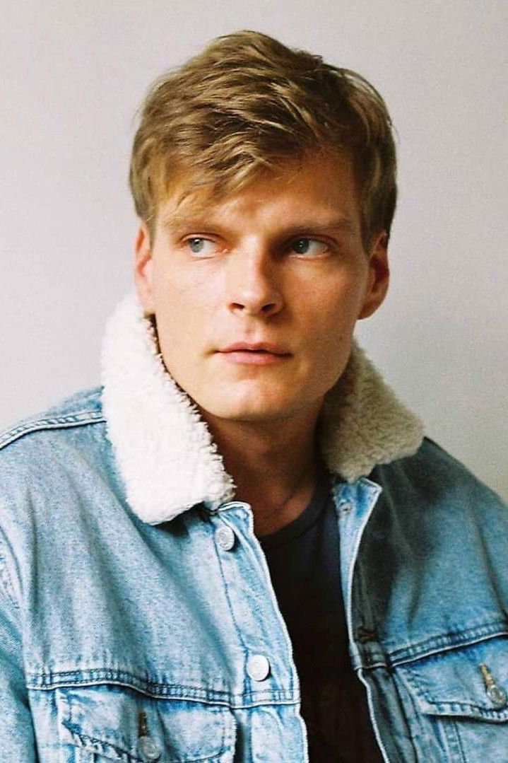 Marijus Mazunas backdrop