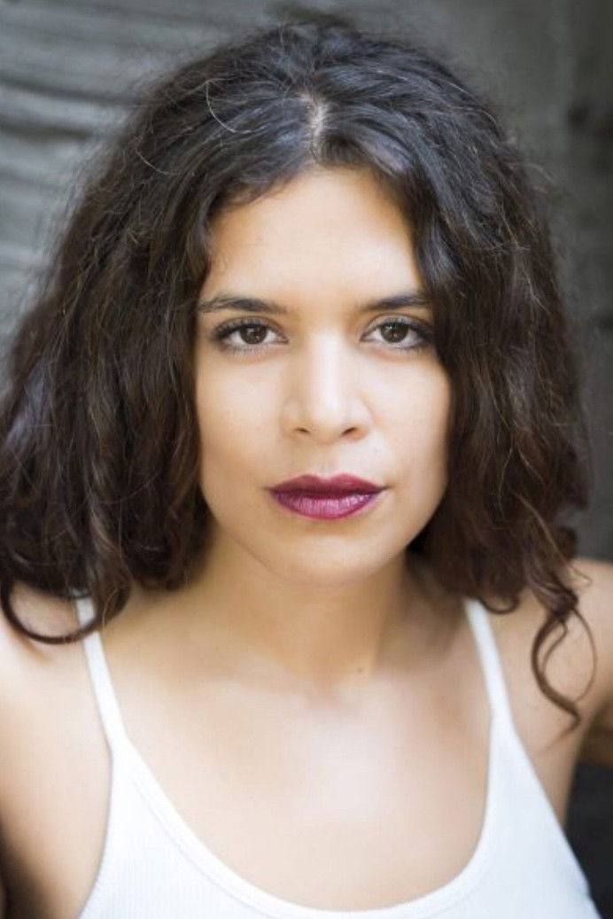 Teresa Coutinho backdrop