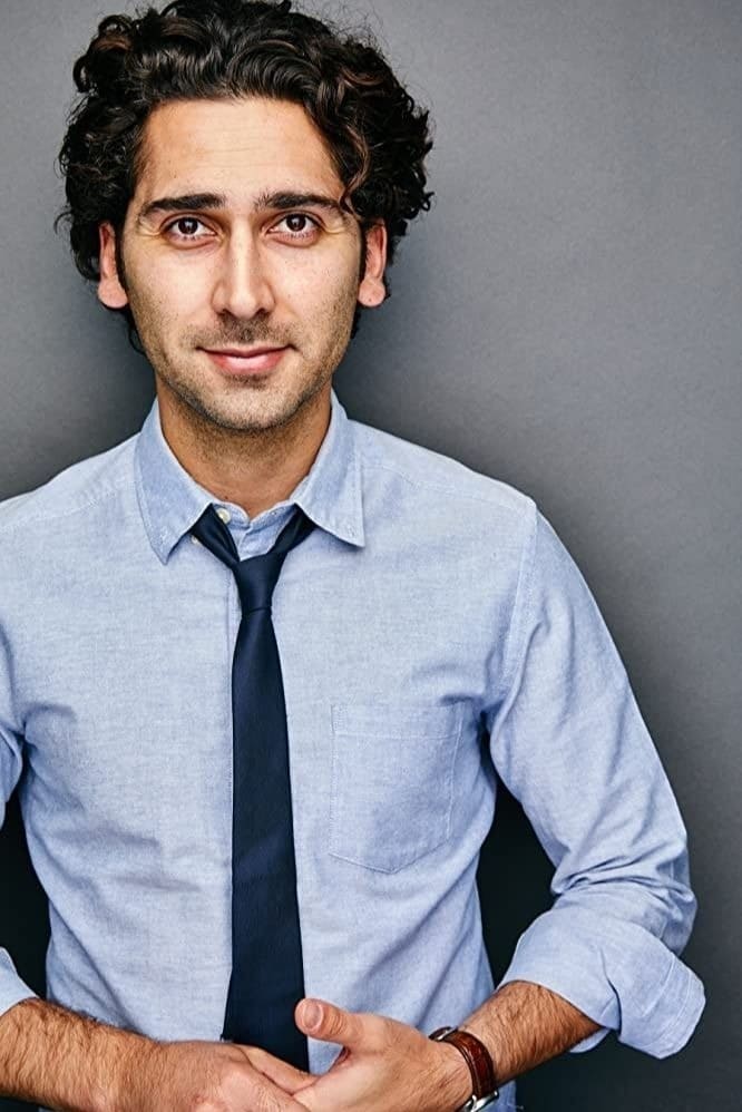 Amir Malaklou backdrop