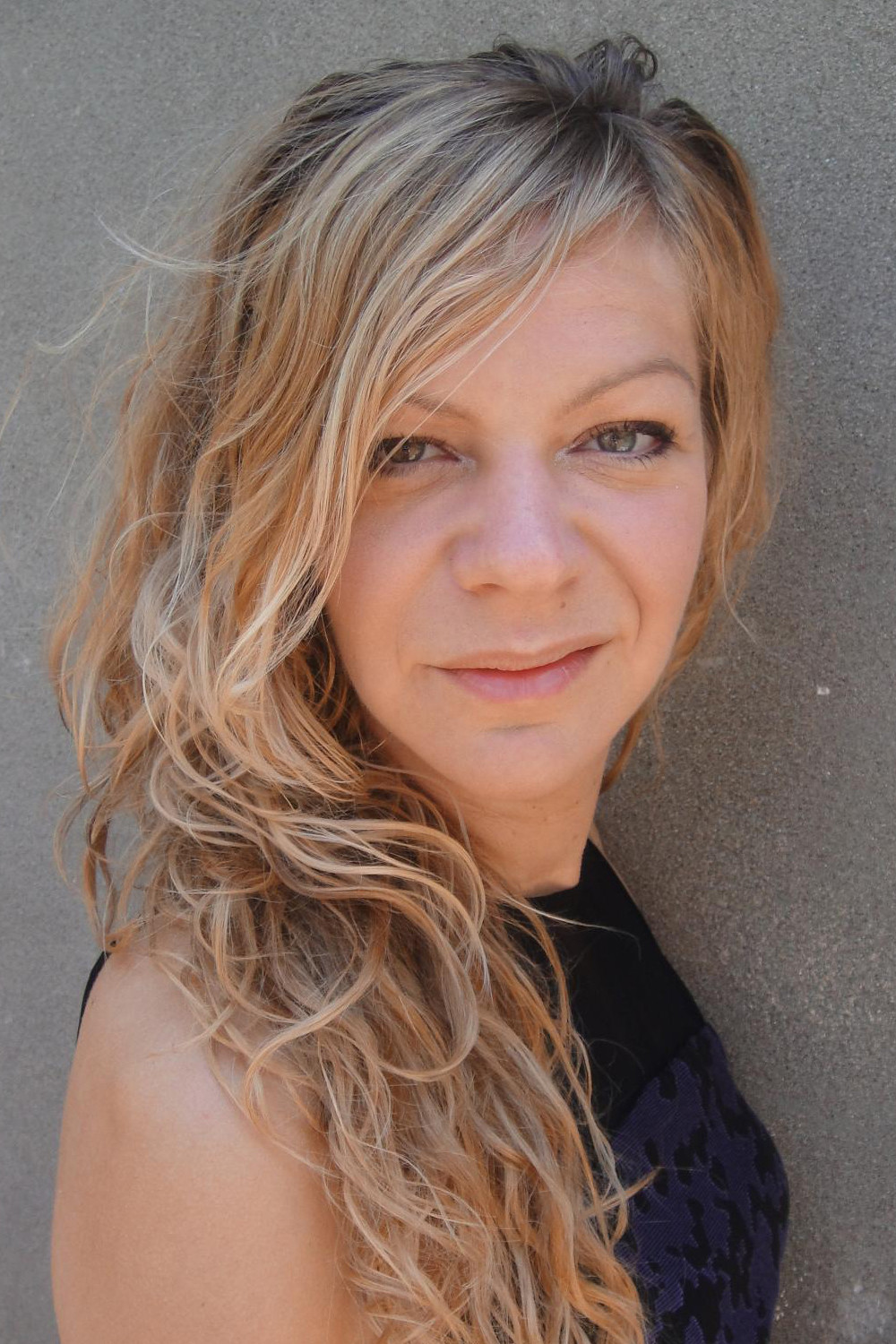 Estelle Richard backdrop