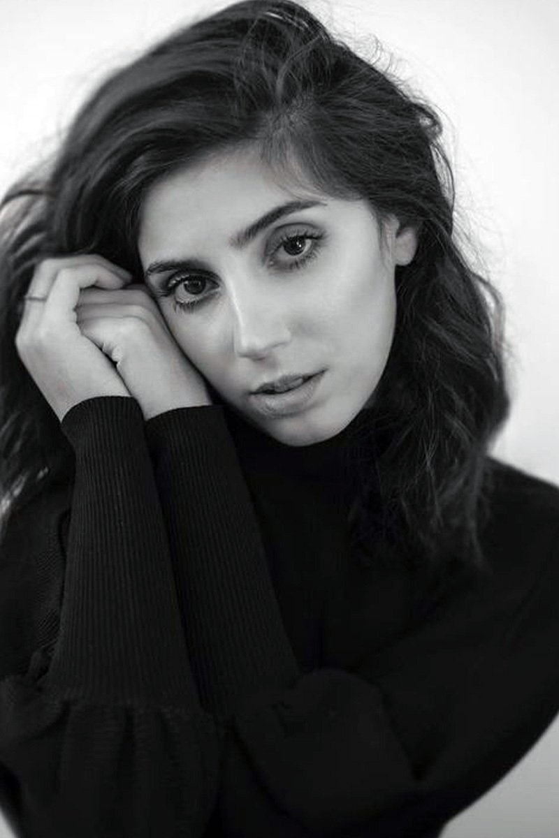 Zoe Hochbaum backdrop