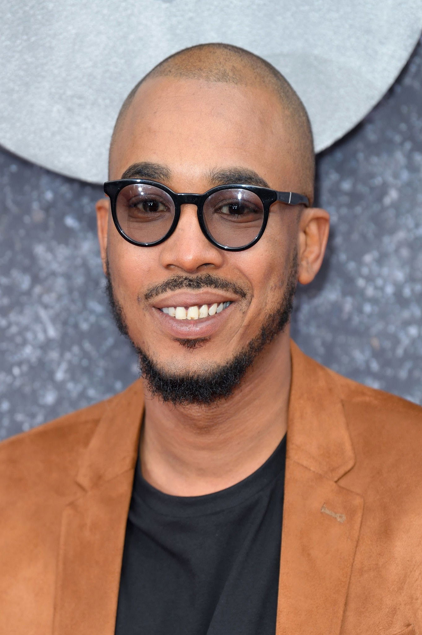 Shone Romulus backdrop