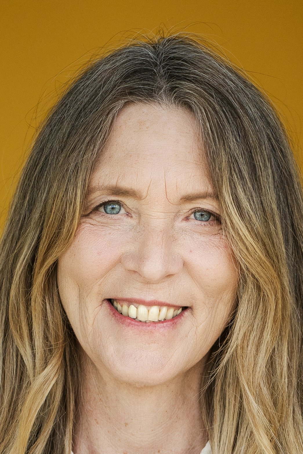 Stacy Thunes backdrop