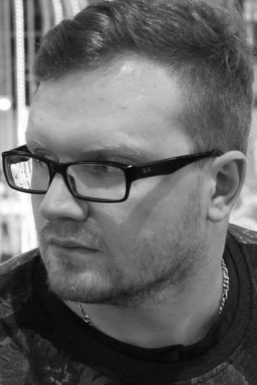 Anton Maslov backdrop