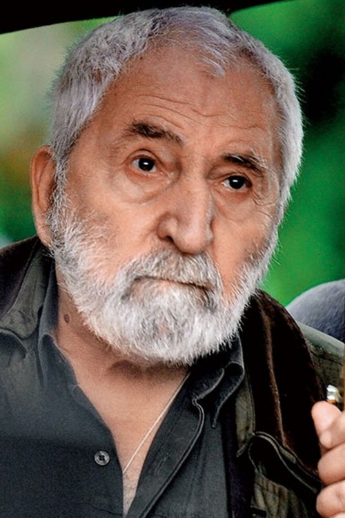 Aleksei Simonov backdrop