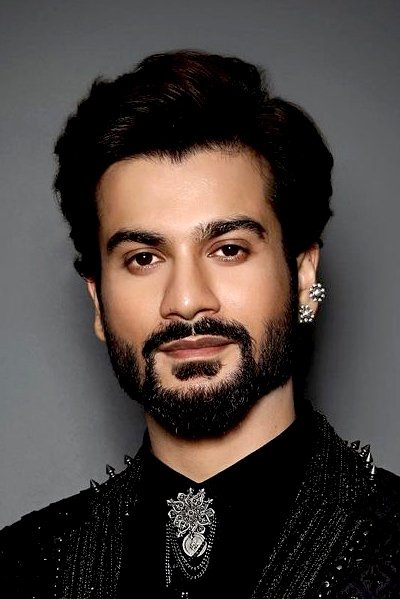 Sunny Kaushal backdrop