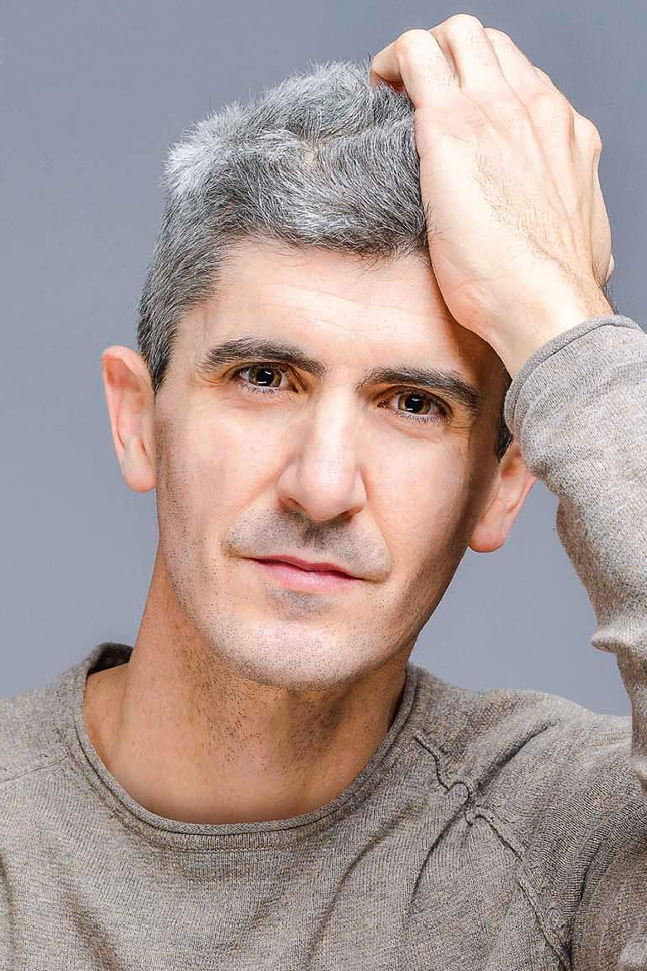 Pierre De Cabissole backdrop