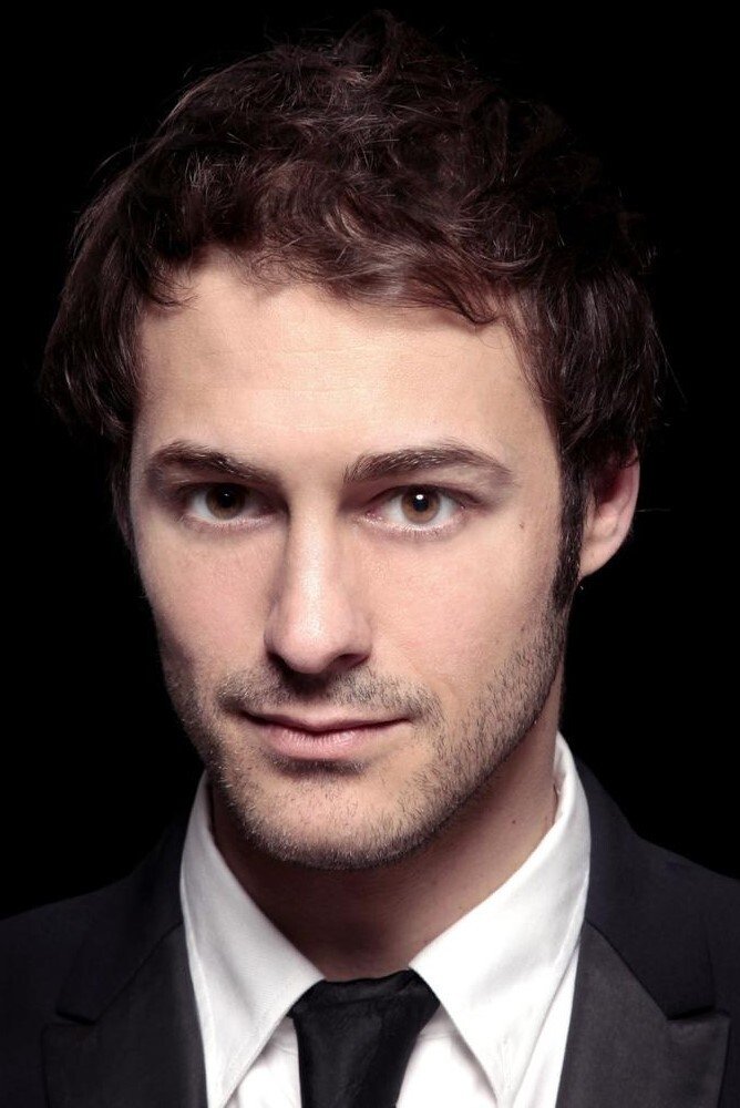 Mathieu Métral backdrop