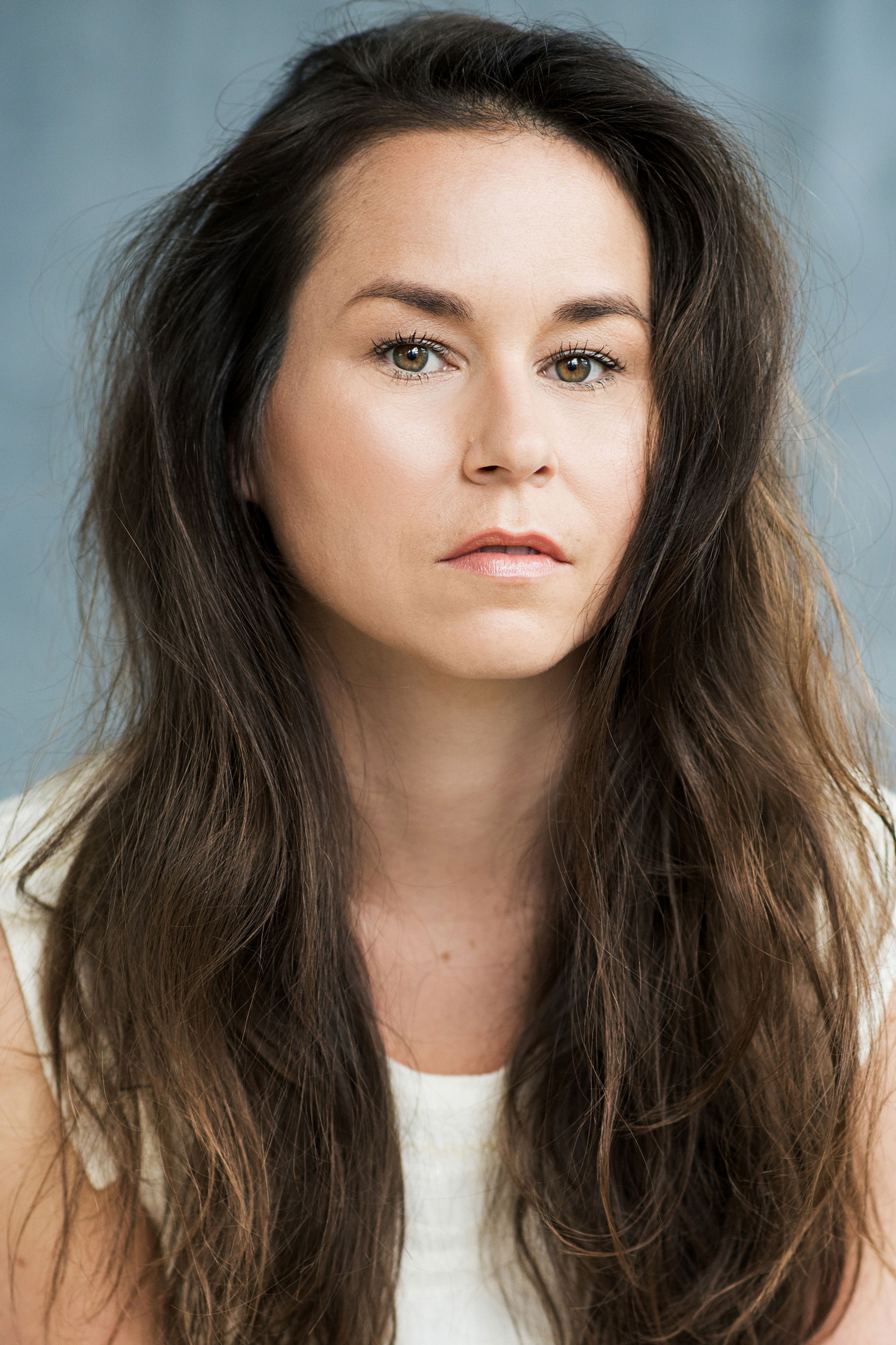 Émilie Gilbert backdrop