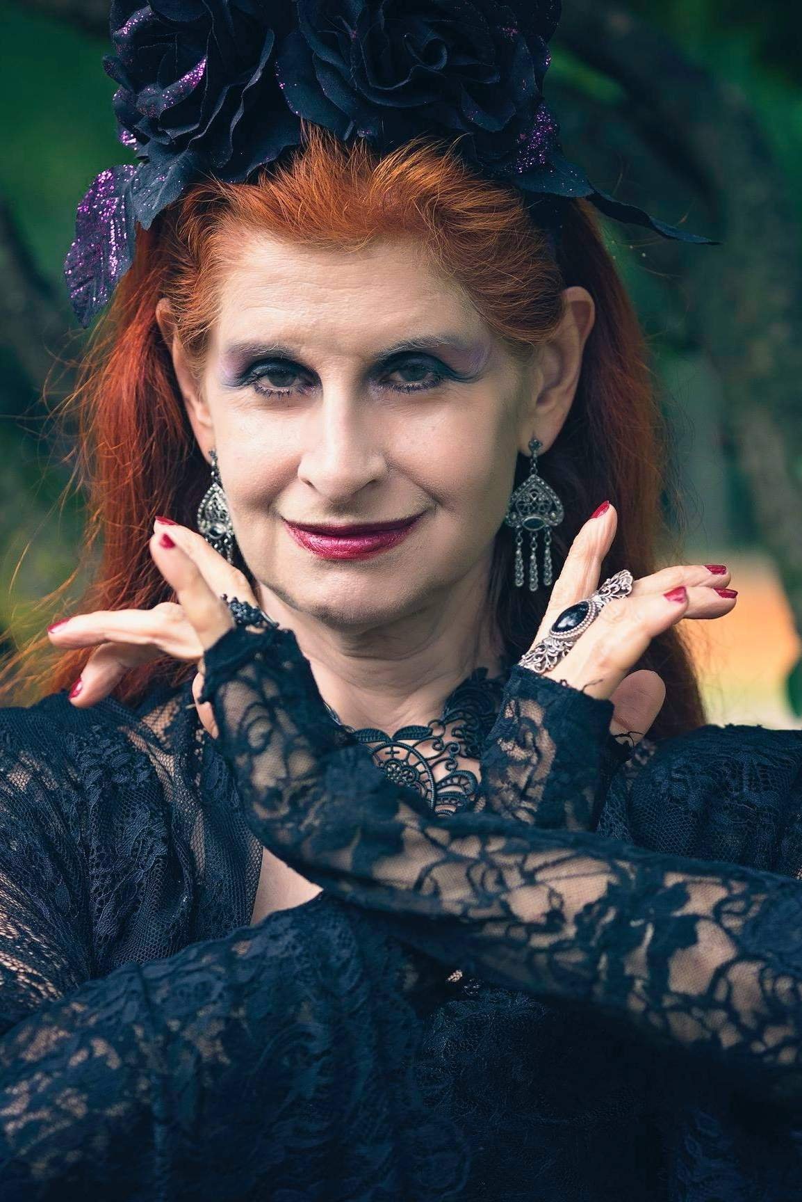 Jezibell Anat backdrop