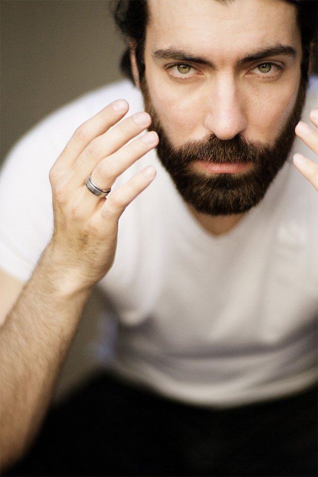 Andrea Zirio backdrop