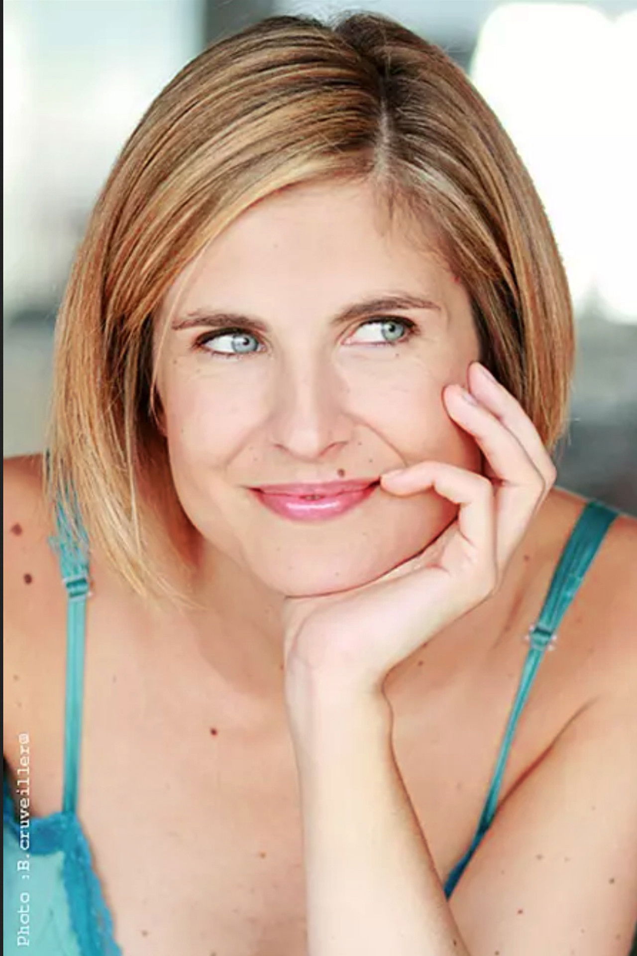 Eve-Marie Jadoul backdrop