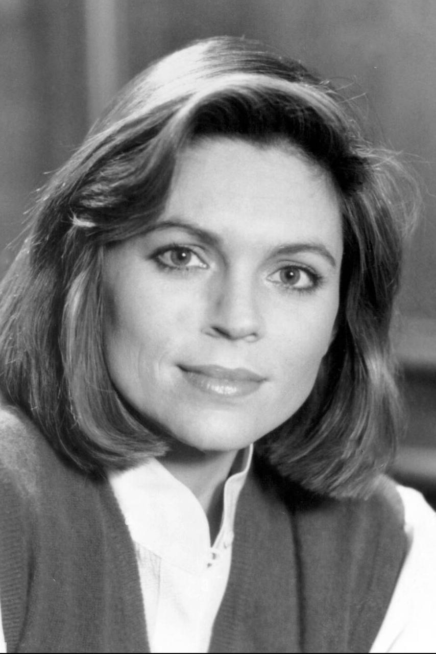 Clare Kirkconnell backdrop