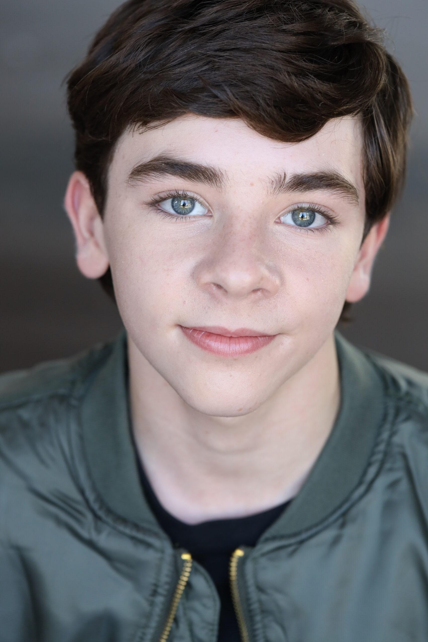 Ouen Atllas backdrop