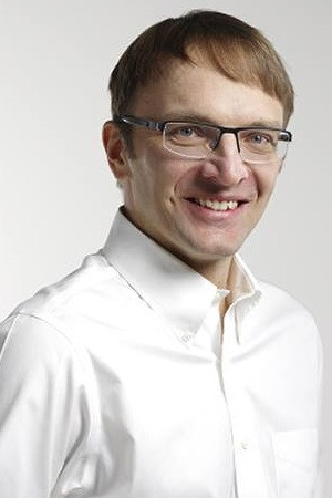 Veljo Otsason backdrop