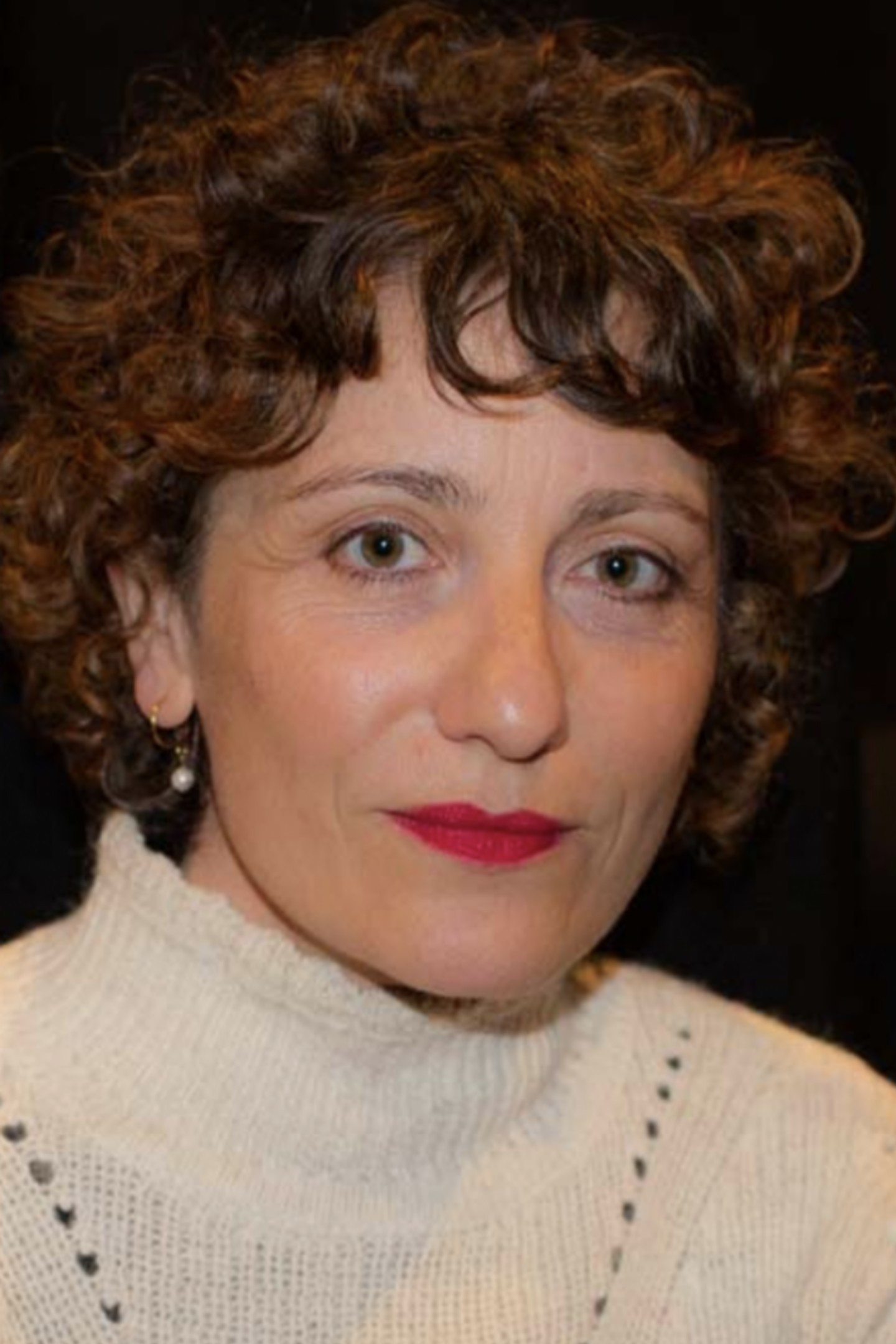 Fani Burdino backdrop