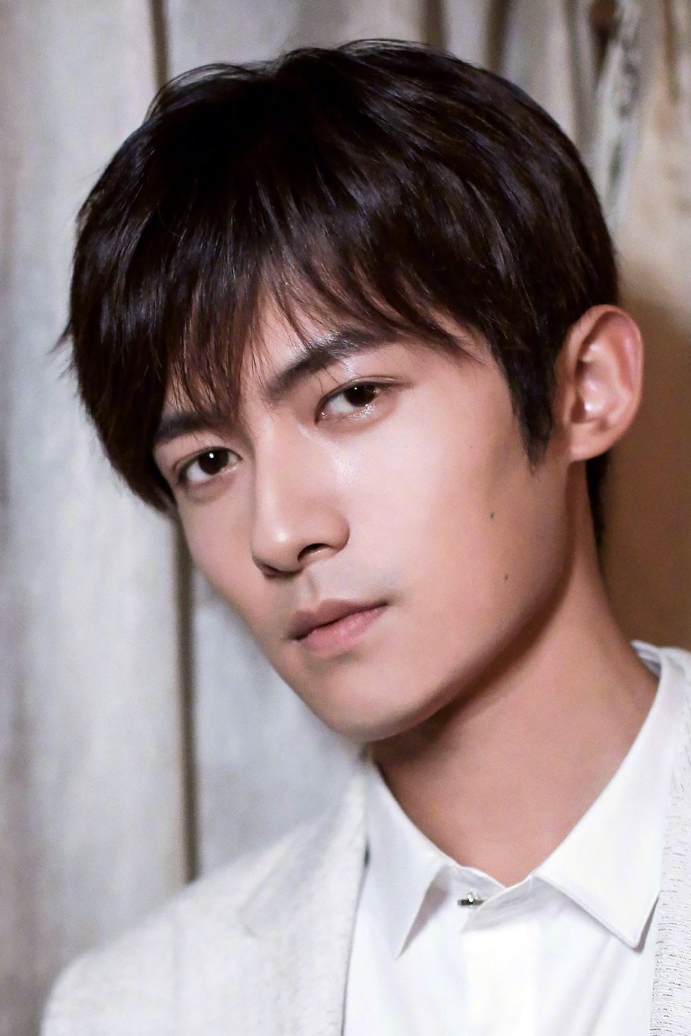 Tong Mengshi backdrop