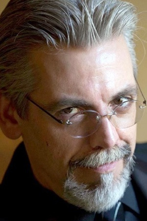 Alfonso Antoniozzi backdrop