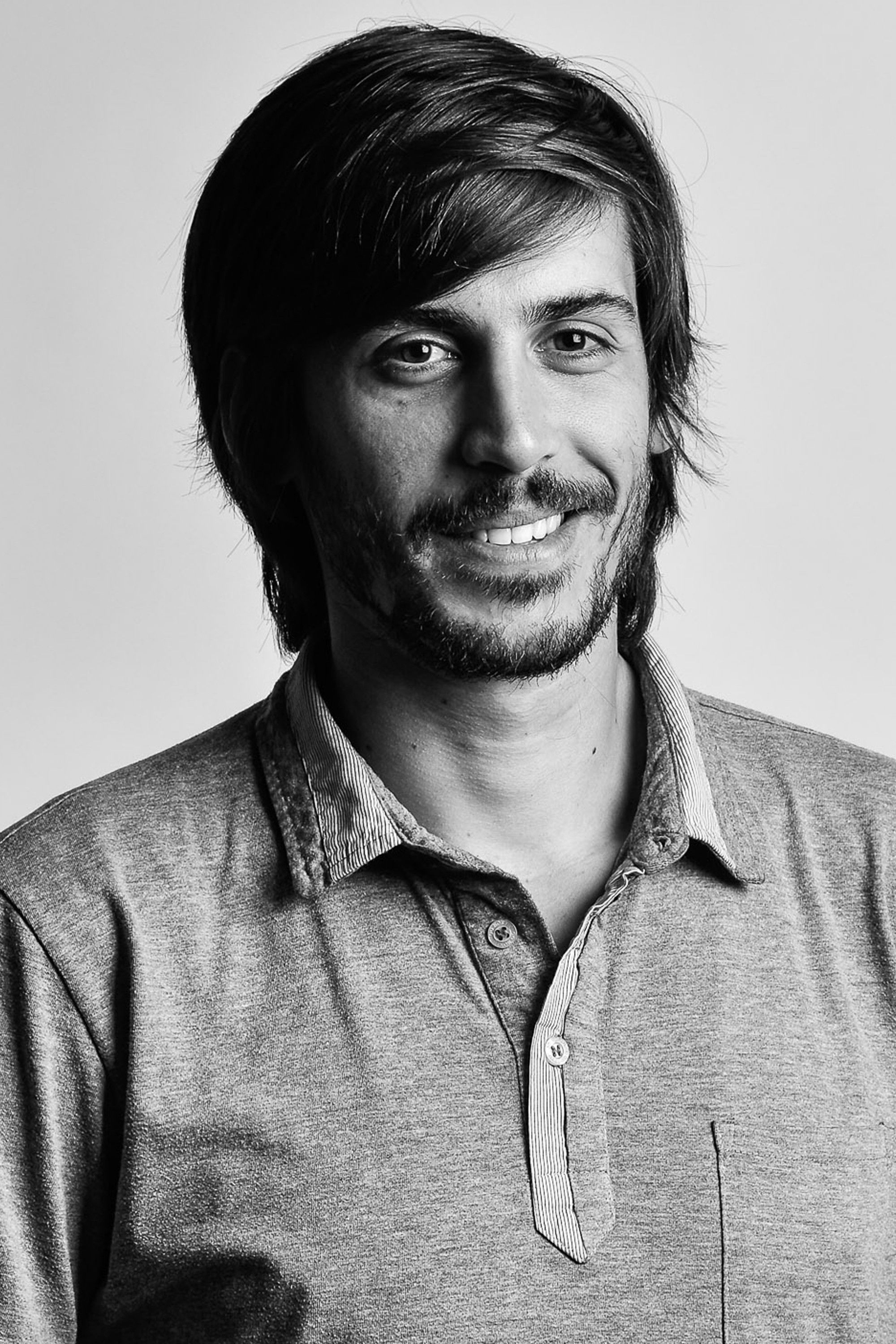 Darío Mascambroni backdrop