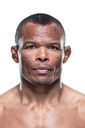 Francisco Trinaldo backdrop