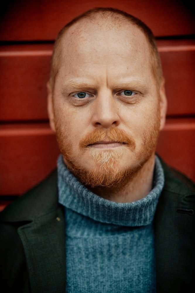 Hannes Perkmann backdrop