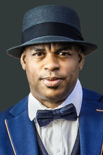 Roberto Fonseca backdrop