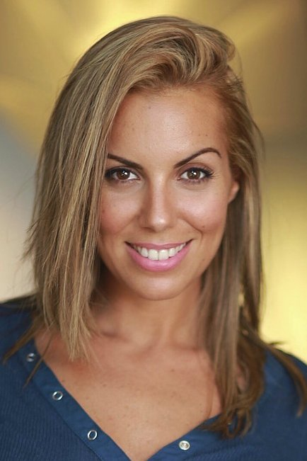 Noa Lindberg backdrop