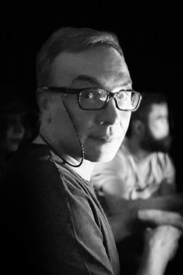 Hrach Keshishyan backdrop