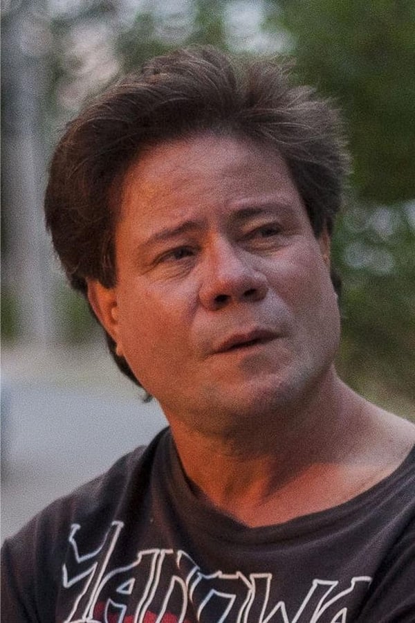 Jorge Molina backdrop