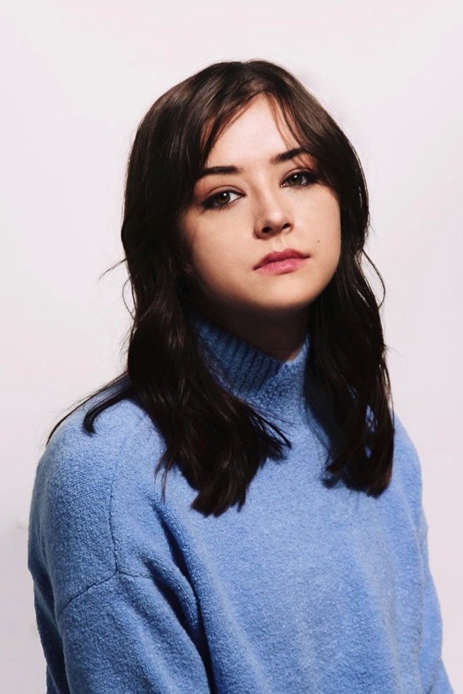 Lauren Hatfield backdrop