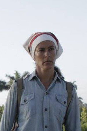 Lola Amores backdrop