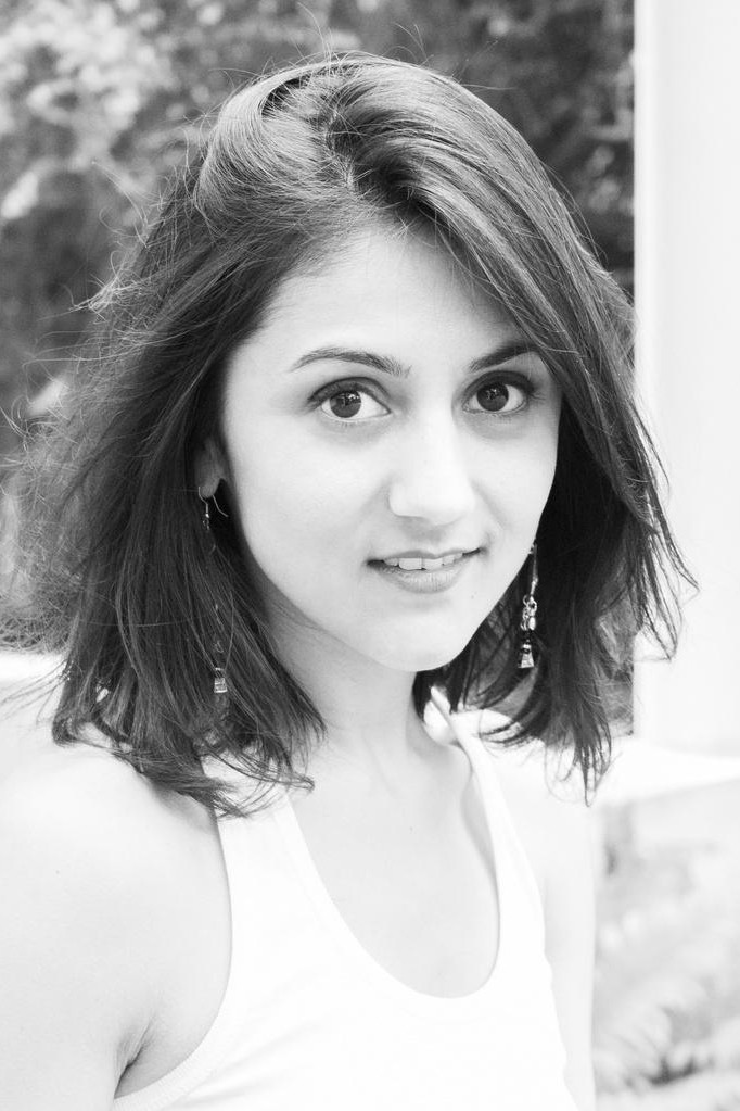 Chabname Zariab backdrop