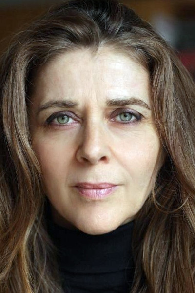 Karina de Demo backdrop