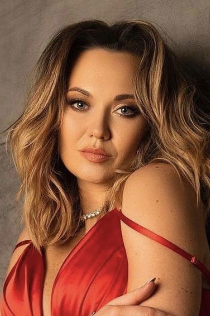 Anna Salivanchuk backdrop