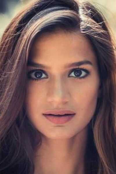 Aneesha Shah backdrop