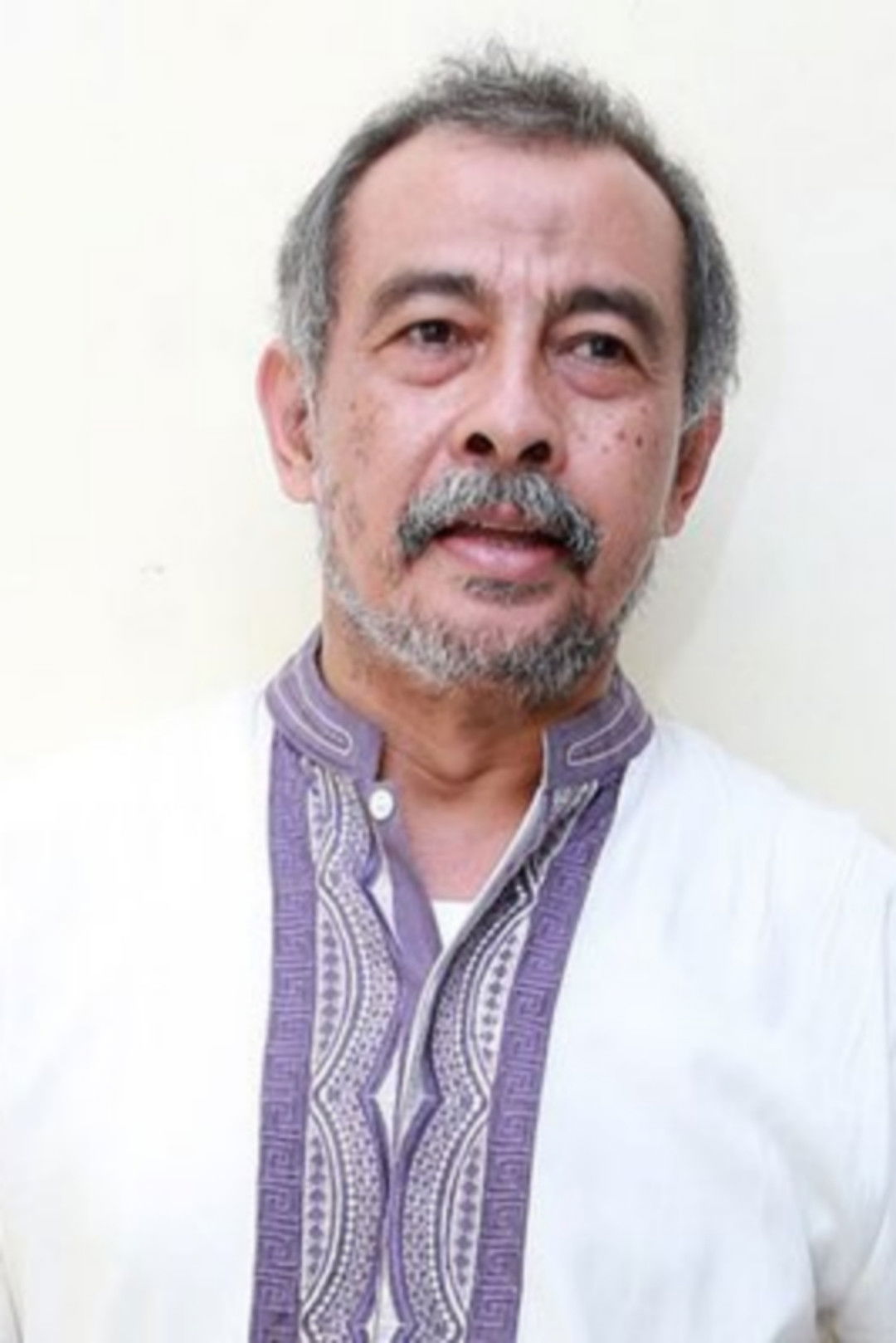 Dolly Martin backdrop