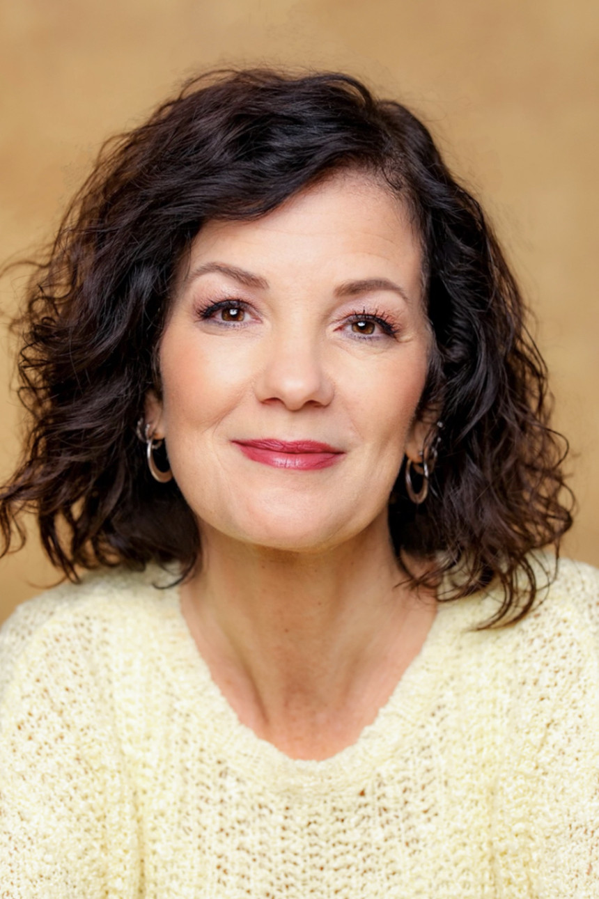 Lisa Tirone King backdrop