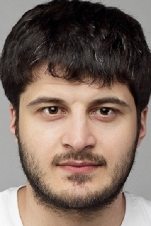 Armen Arushanyan backdrop