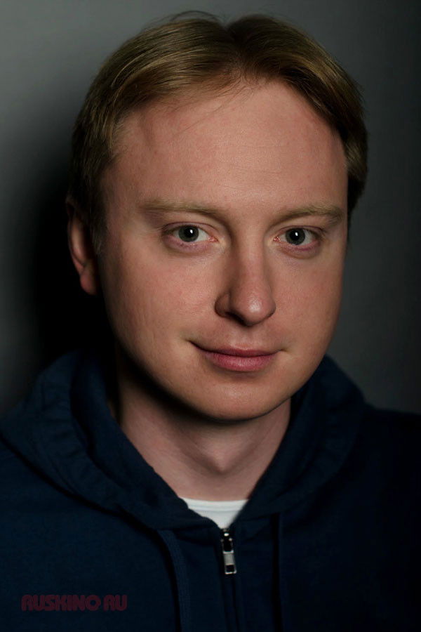 Filipp Bazhin backdrop